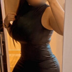 SARA ELEGANCIA LATINA Y BUENA COMPAÑÍA