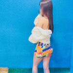YULI NOVEDAD DISPONIBLE SOLO PARA SALIDAS