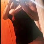Hermosa colombiana - Hola mis amores soy Sofía una hermosa colombiana de paso por la zona con ganas 