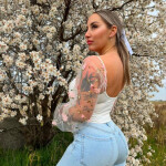 SABRINA JOVENCITA BELLÍSIMA Y
