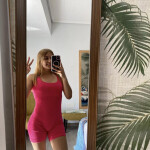 Modelo colombiana rubia curvas hermosas