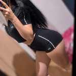 Chica joven - Soy una chica joven atractiva lo hago en el coche soy muy amable