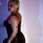 Samy - Soy Sammy latina de 25 años. Una mujer femenina dulce educada y con la que podrás disfrutar d