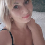 Anastasia - Hola soy Anastasia soy nueva aquí y me encanta que me lo hagan muy bien.
