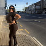 Tatiana - Hola amor me llamo Tatiana soy una morena muy divertida simpática amorosa estoy aquí para 