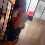 Pamela - Hola soy Pamela una chica de Colombia ofrezco pasar una sesión relajada junto con sonrisas 