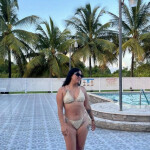 Venezolana 24 Años - Venezonala 24 ańos sociable
