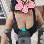 Masaje relajante y - Hola mis amores ya esta aqui la con ganas de mucho . Una mujers rellenita madur