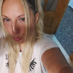 Una y media - Hola soy granadina y Española trabajo sola soy particular trato sin prisas ducha toall