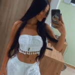 LAURA - Hola chicos Soy Laura una joven e masajista estoy aqui para hacer que disfrutes de un masaje