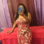Raquel mulata madura particular piso depilacion