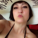 Española para tus momentos presenciales o virtuales o me envías un mensaje por telegram Yoana1970.