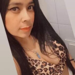 Colombiana Andrea - Una chica colombiana de mente abierta y estoy interesada en vivir nuevas experie