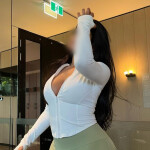 GUAPA LATINA CARIÑOSA SOLO SALIDAS