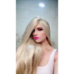 HERMOSA RUBIA REAL FEMENINA CON MUCHA CLASE
