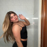 Recien llegada chica trans de 19 años Mi Twitter. alejandrathis