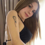 LINDA PRECIOSA MODELO TRANS SUPER TOP EN BENIDORM
