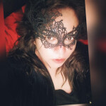 Vendo medias - Horas de diversión y alguna otra cosita .soy chica trans curvy . disponible horario d