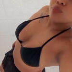 Soy ese bombón - Soy la chica de la foto con ganas de conocer gente morena pequeña ... dulce estoy d