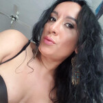 MORENAZA LATINA TRANS CARIÑOSA.