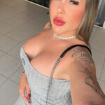 Hermosa rubia brasileña recen llegada a Ibiza