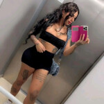 Chica linda tatuada en Fuengirola