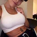 L E O N A - Soy una mujer y saludable por el running el autoconocimiento y el desarrollo personal. M