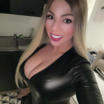 Novedad transexual latina rubia latina en Sagrada Familia Barcelona