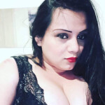 KAROL Latina - Soy tu y cariñosa con rasgos muy pronunciados y una figura estatura y estatura femeni
