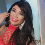 Trans Latina - Hola soy saray una chico cd muy femenino de buen cuerpo y soy cariñosa amable y con g