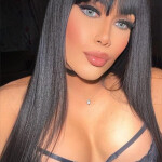 HERMOSA MORENA EN BURGOS