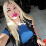 Completa y muy - Soy una de cuerpo finnes hago videollamadas hago realidad soy mente y hago masages