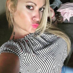 CHARLOTTE BOMBÓN LATINO CURVAS TREMENDAS estoy online no esperes mas!!