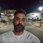 Hetero español - Español moreno barba hetero si quieres no dudes en contactarme y diversión asegurad