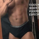 Chico musculado DE CUERPO