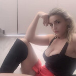 ASTRID NOVEDAD mujer rubia sin rollos ni rodeos busco amigos virtuales para pasarla de maravilla