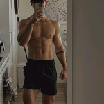 19 Años - Chico disponible para vídeo llamada y chateo