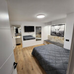 HABITACIÓN CON BAÑO PRIVADO ZONA Av. NAVARRA Av MADRID