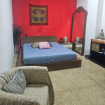 HOLA CHICAS TRANQUILAS ALQUILER DE HABITACIÓN CON CAMILLA Y TATAMI SE ALQUILA HABITACIÓN POR HORAS DÍA Y SEMANAS