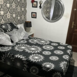 Alquiler habitación - Alquilo Abitacion Camiño de ronda a chica que trabaja por el día. Sin ambiente