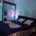 HABITACIÓN DISPONIBLE POR SEMANAS A PRESUMIDAS EN BARCELONA