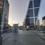 Se alquila habitación en plaza de Castilla mejor citio!