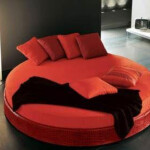 Plaza disponible . - Hola buenas chicas plaza disponible en elda para chica entre 18 y 35 año casa t