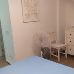 Plaza disponible - Hola tengo plaza disponible en un hermoso piso pequeño para una chica tiene toda