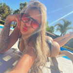 Laura.. chica TOP!! - Me llamo laura, soy una chica española de origen colombiano, nacida y en Españ