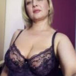 Madura separada - Hola mi nombre es Laura madura de 44 años separada y con ganas de ser tu amiga.. S
