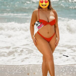 LUCIA - Hola soy lucia una chica extrovertida con ganas de Guapa encantadora simpática Cuento con pi