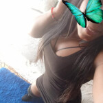 Nathaly latina con ganas de conocerte