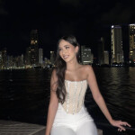 MELANIE Te gustan los MASAJES con DIVERSION?