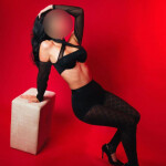 TODO UN ENCANTO - Hola chicos qué tal Amores soy Julieta guapisima de carita angelical y cuerpo espe